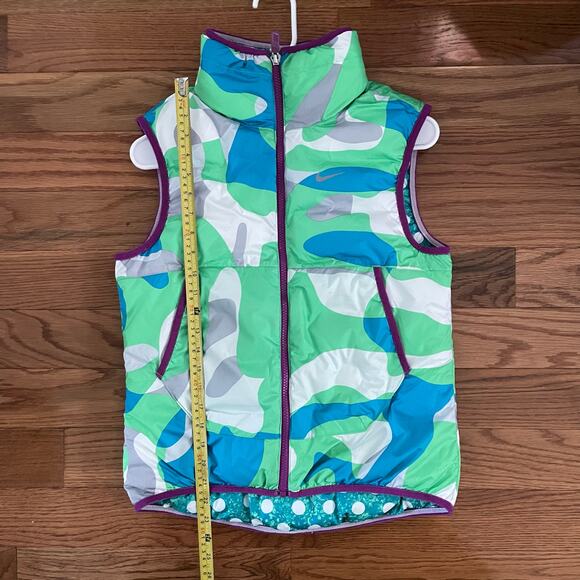 Nike Girls Alliance Graphic Reversible Puffer Vest Polka Dot Camo Size Large - Picture 11 of 11